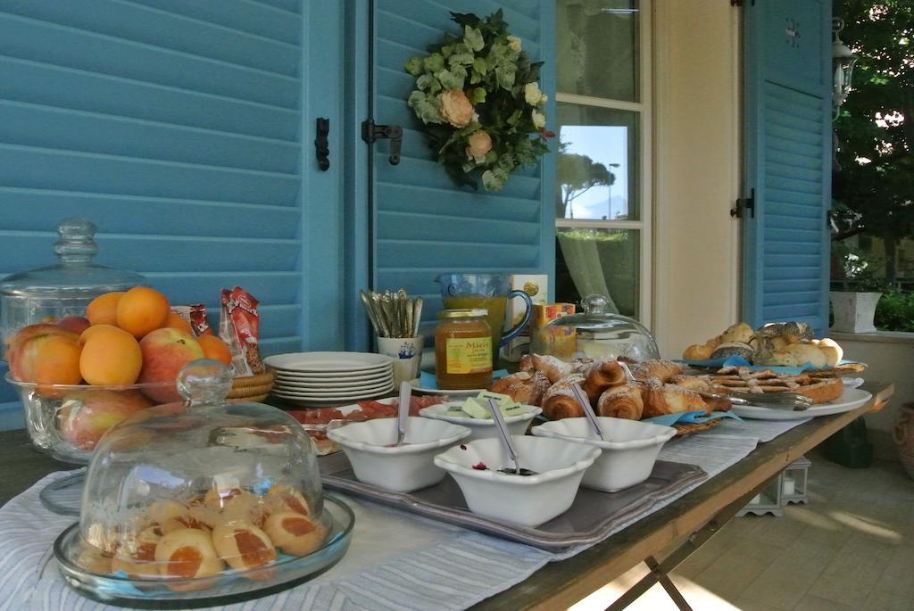 Casa Grischuna B&B Lido di Camaiore Luaran gambar